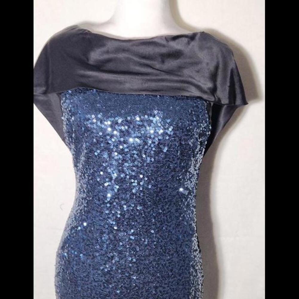 BADGLEY MISCHKA Sequin Cowl Loop Formal Gown open back, 10 - Picture 2 of 4